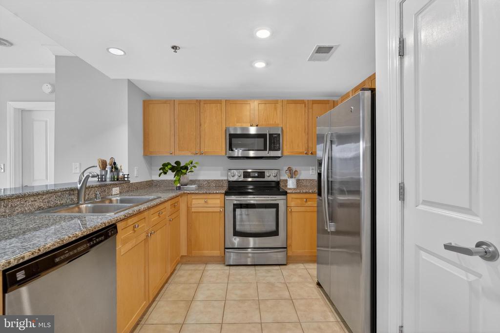 777 7TH STREET NW 924