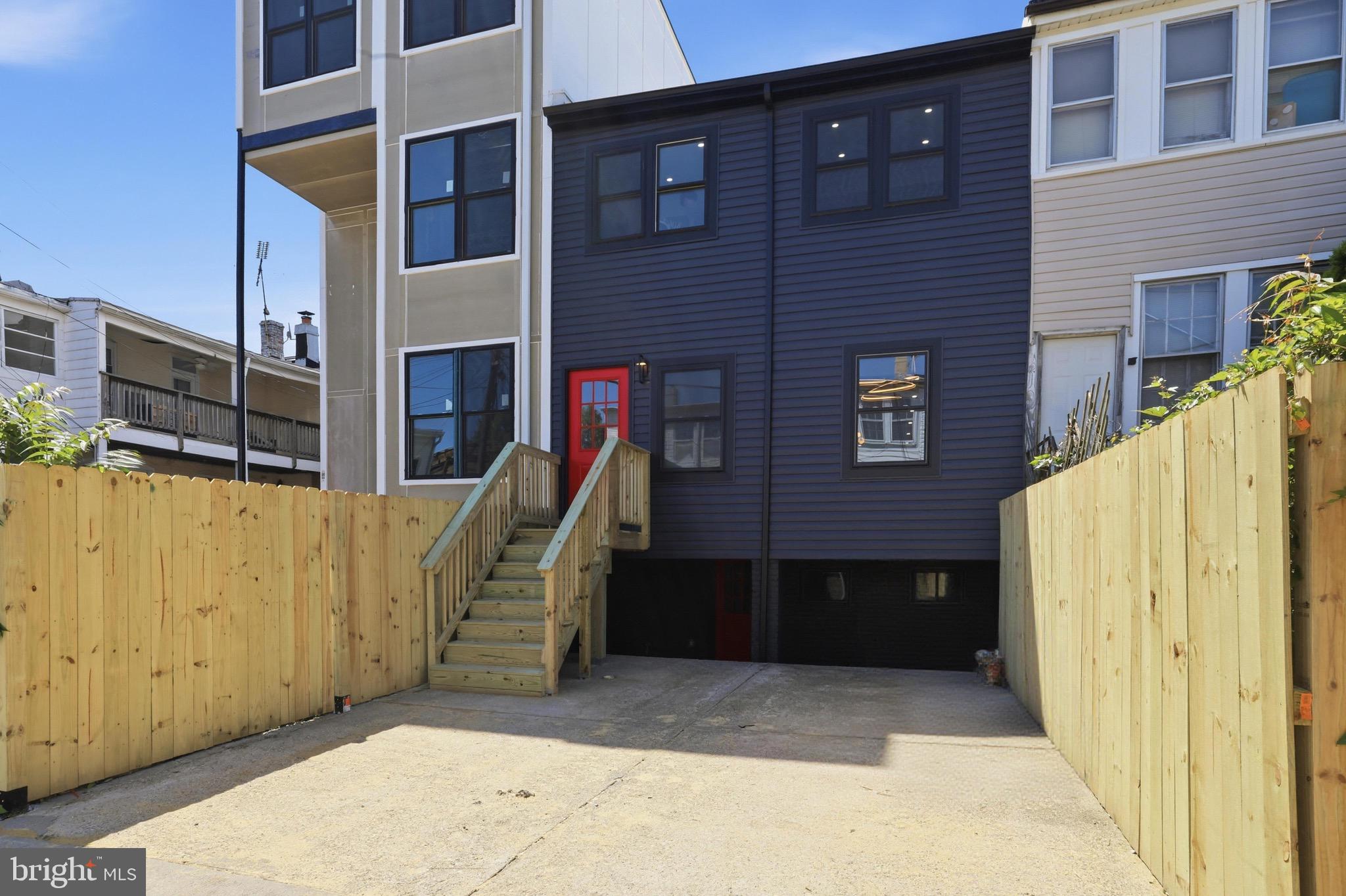 607 OTIS PLACE NW
