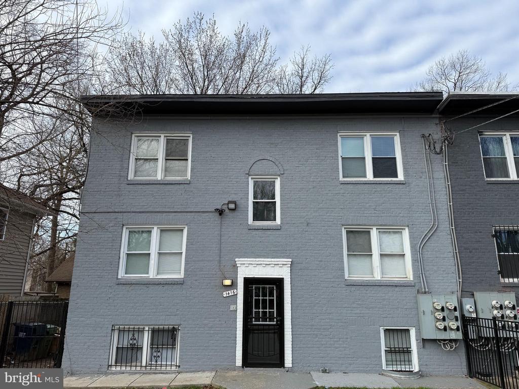 1416 EASTERN AVENUE NE