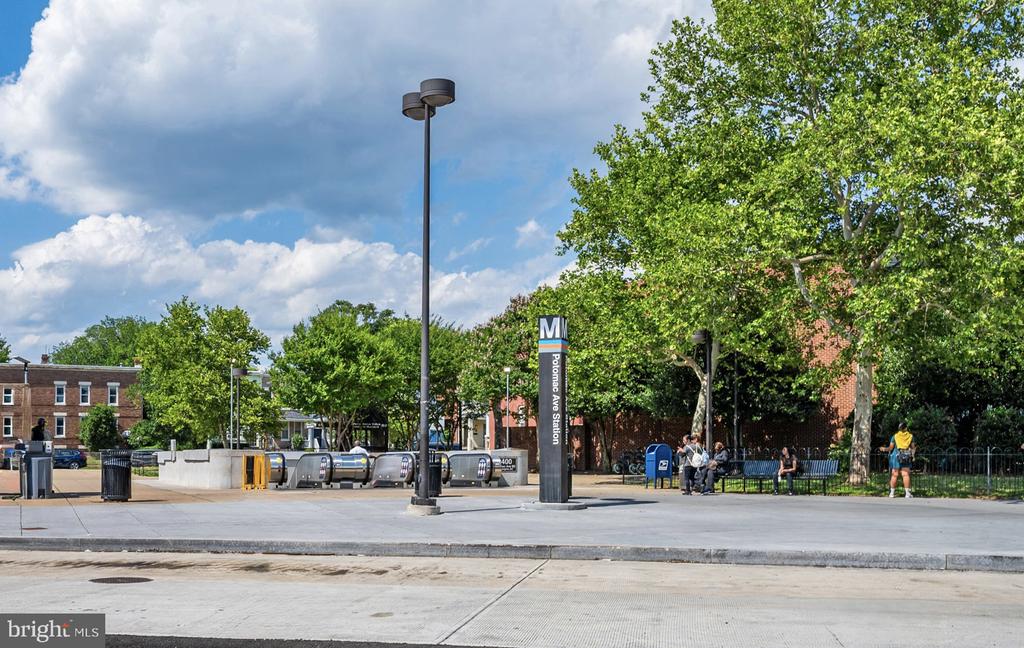 1515 K STREET SE 3