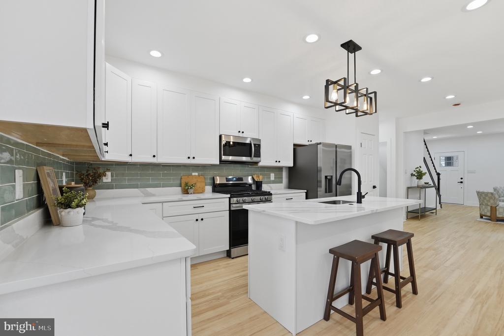 129 HAMILTON STREET NW
