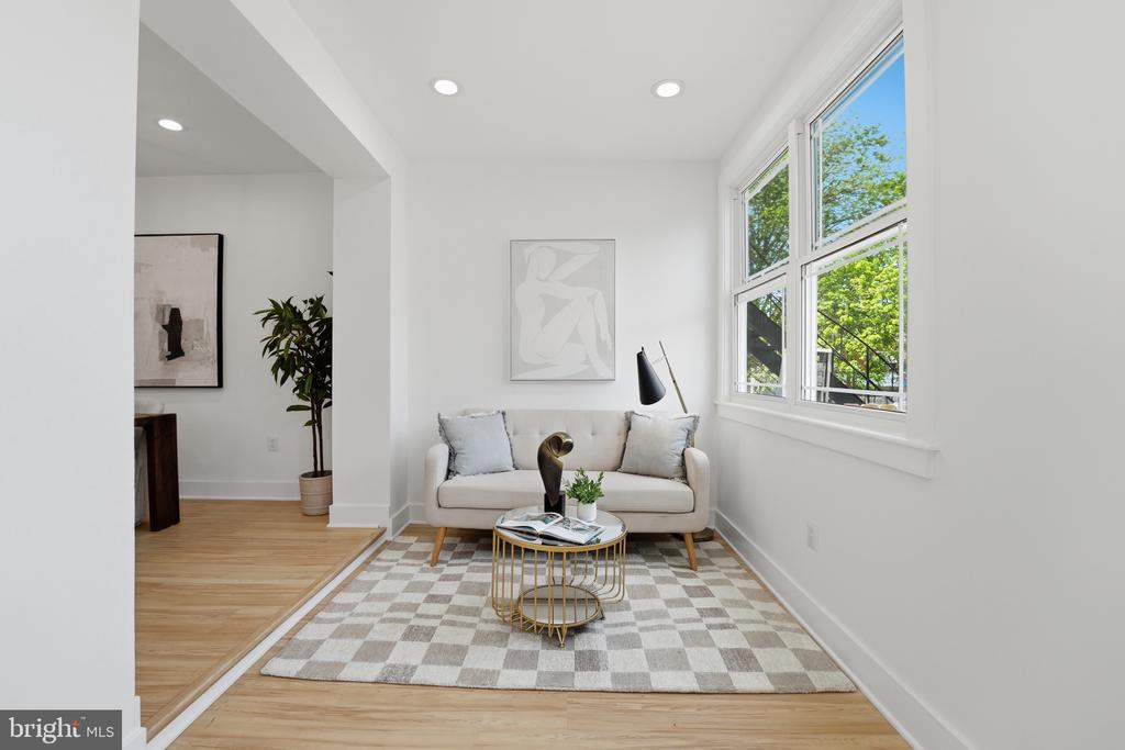 129 HAMILTON STREET NW