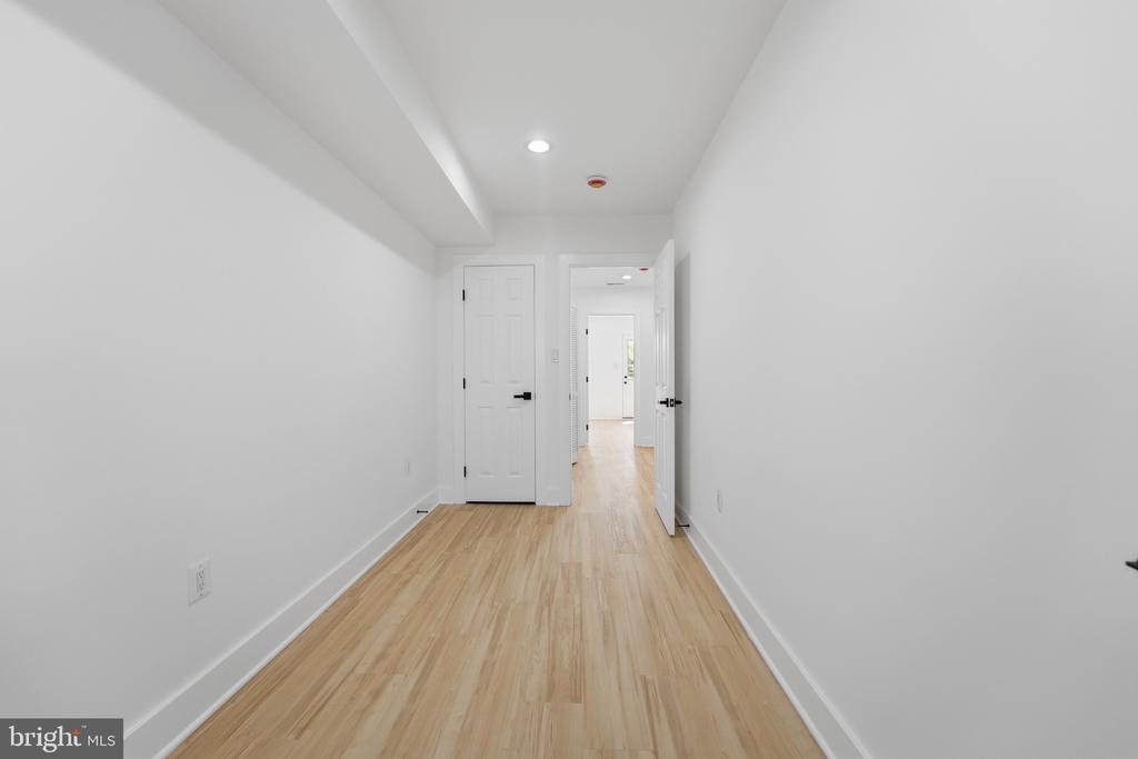 129 HAMILTON STREET NW