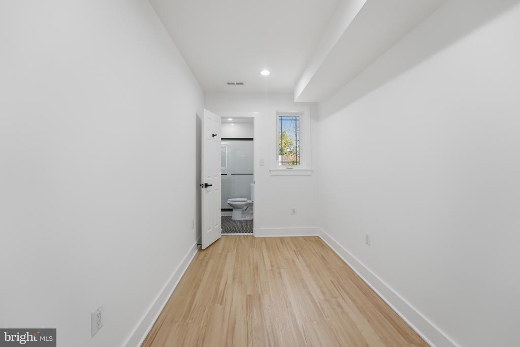 129 HAMILTON STREET NW