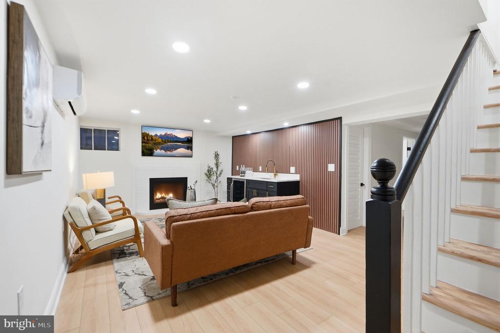 5520 NORTH CAPITOL STREET NW