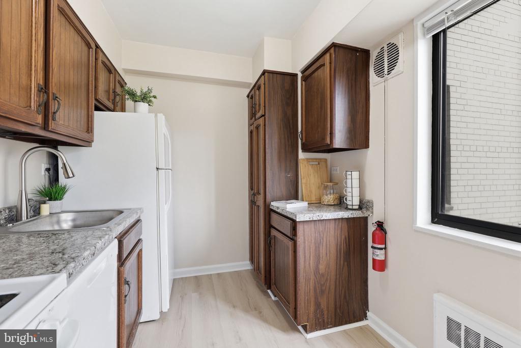3701 CONNECTICUT AVENUE NW 505
