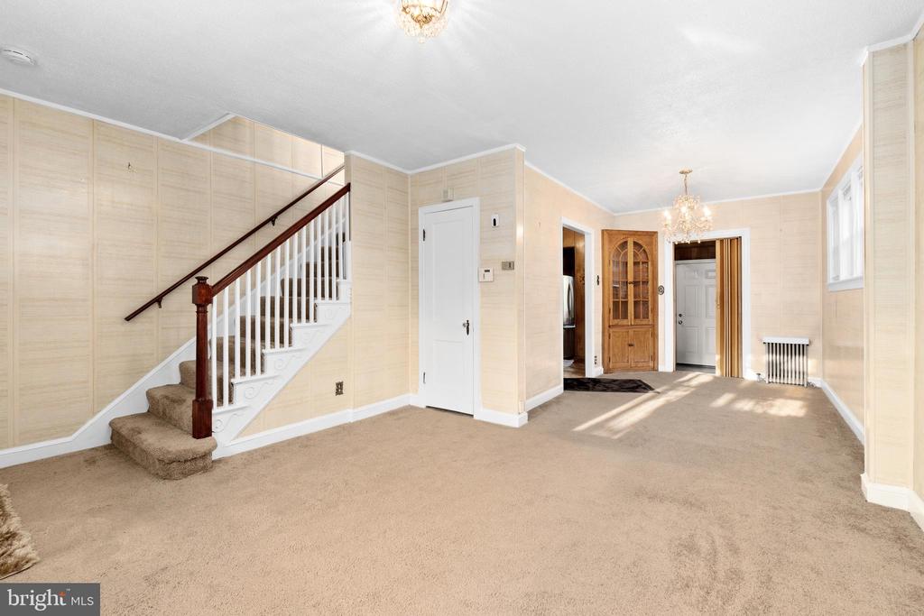 2835 4TH STREET NE