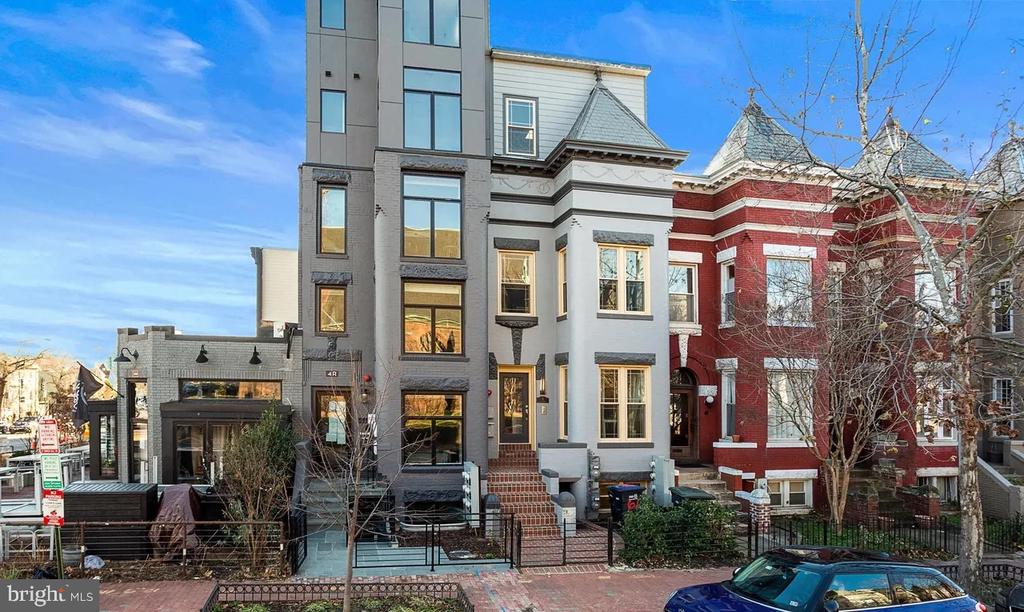 4 R STREET NW 4