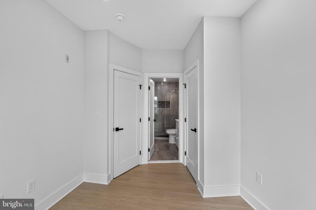 1650 Columbia RD NW #401