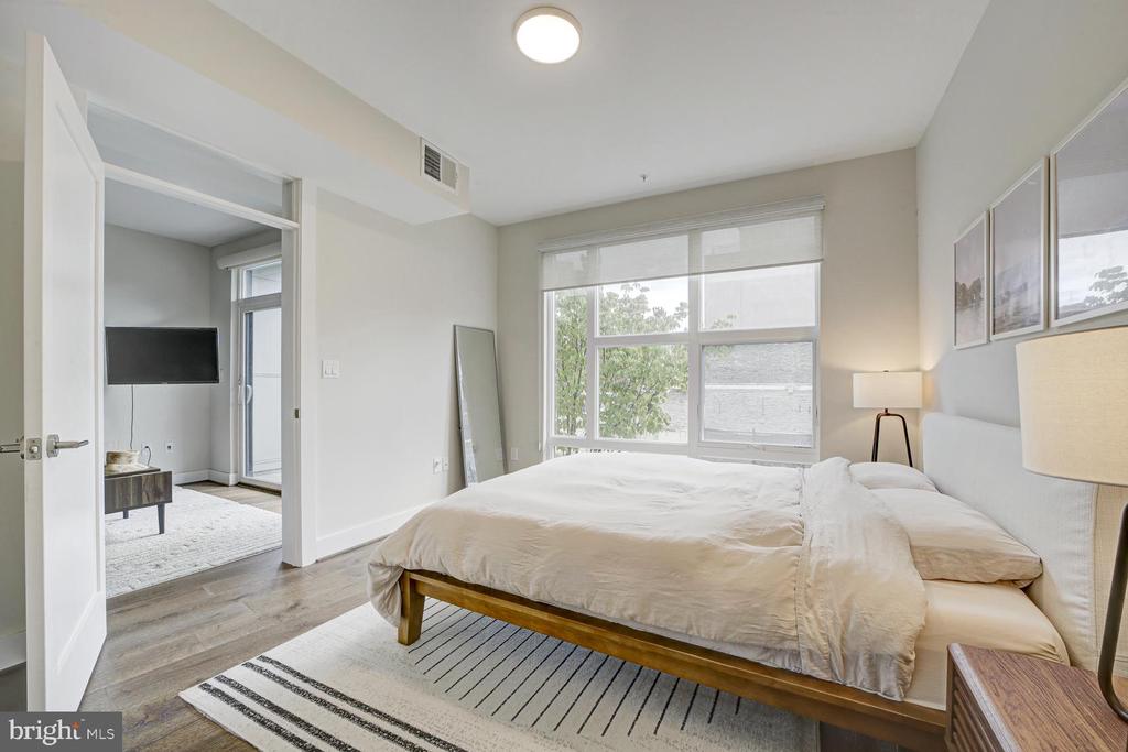 2337 CHAMPLAIN STREET NW Unit: 104