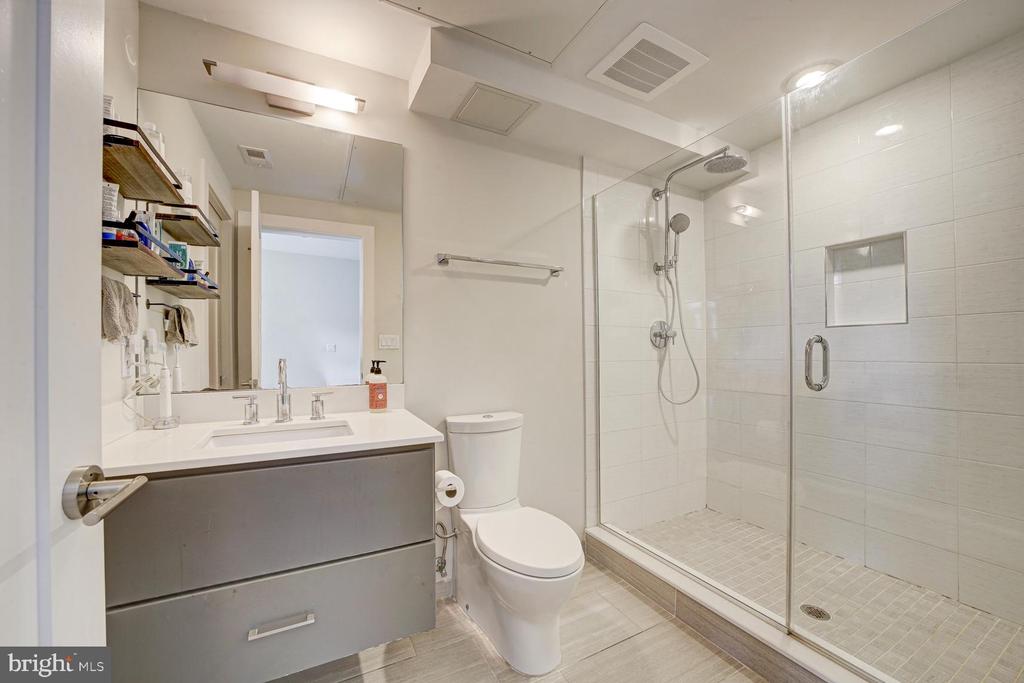 2337 CHAMPLAIN STREET NW Unit: 104
