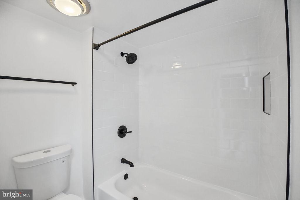 410 11TH STREET NE Unit: 14
