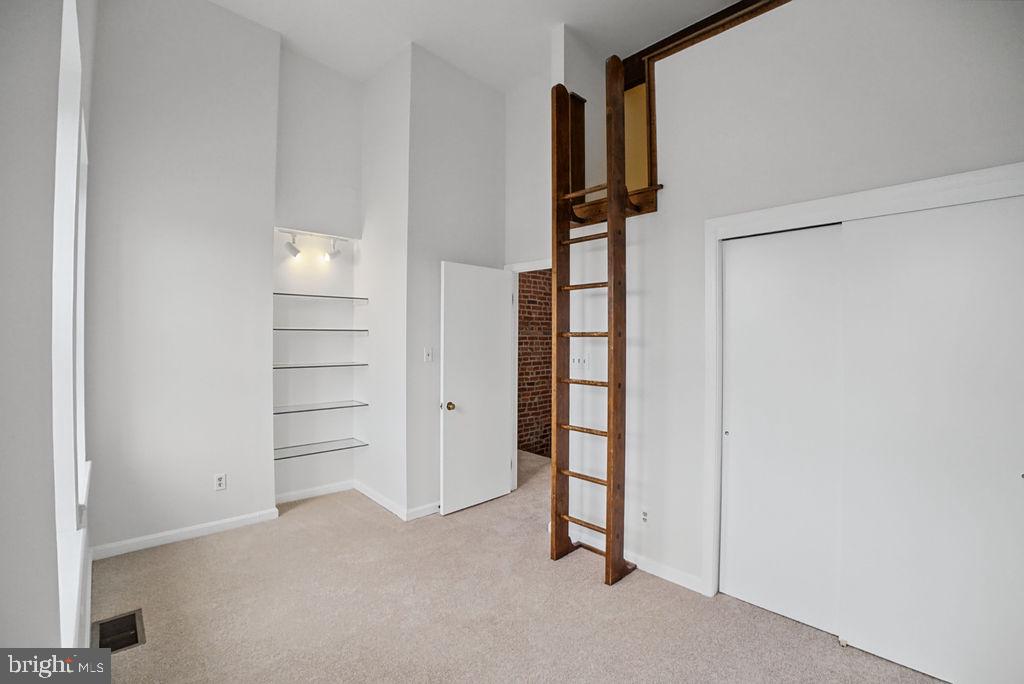 410 11TH STREET NE Unit: 14