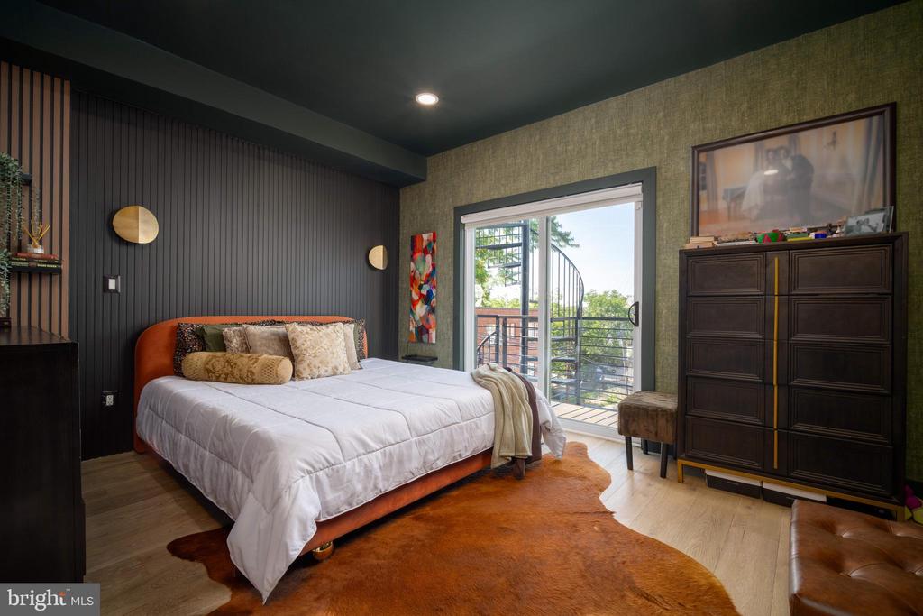 1626 K STREET NE Unit: B