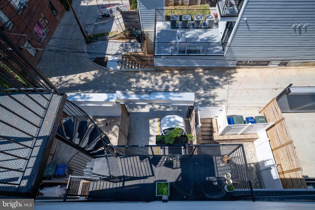 1626 K STREET NE Unit: B