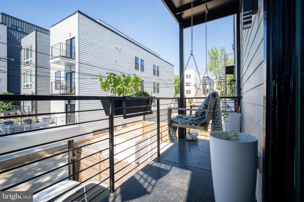 1626 K STREET NE Unit: B