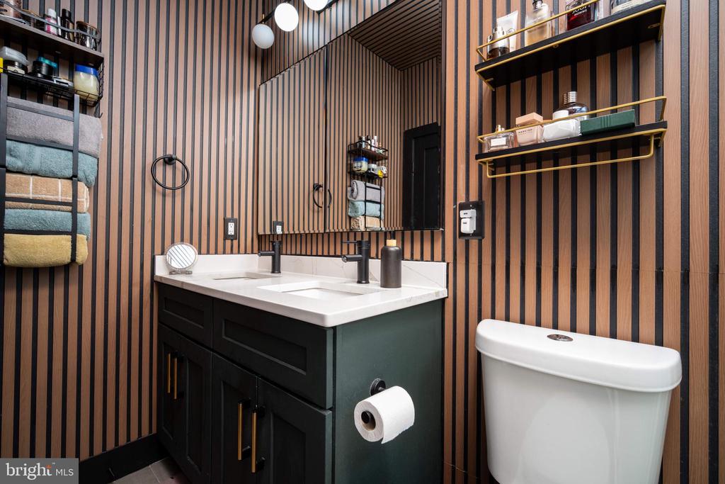 1626 K STREET NE Unit: B