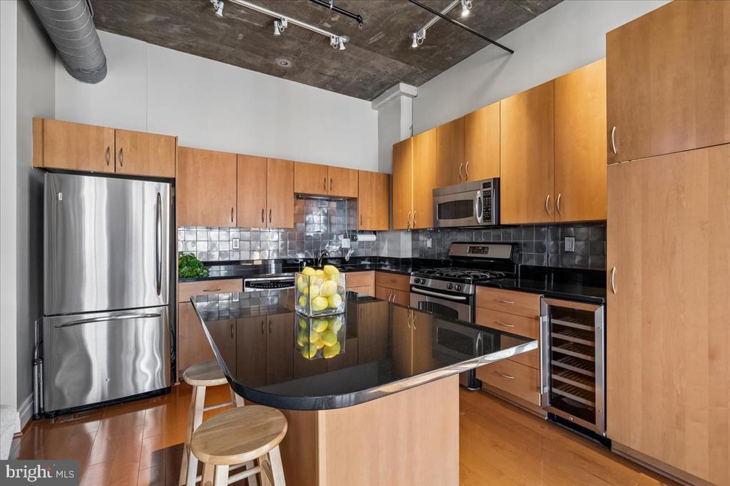 301 MASSACHUSETTS AVENUE NW Unit: 1104