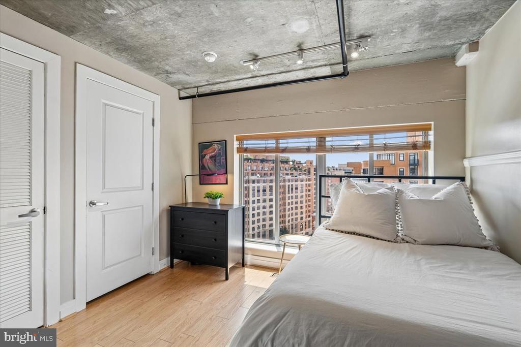 301 MASSACHUSETTS AVENUE NW Unit: 1104