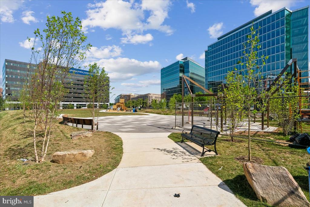 301 MASSACHUSETTS AVENUE NW Unit: 1104