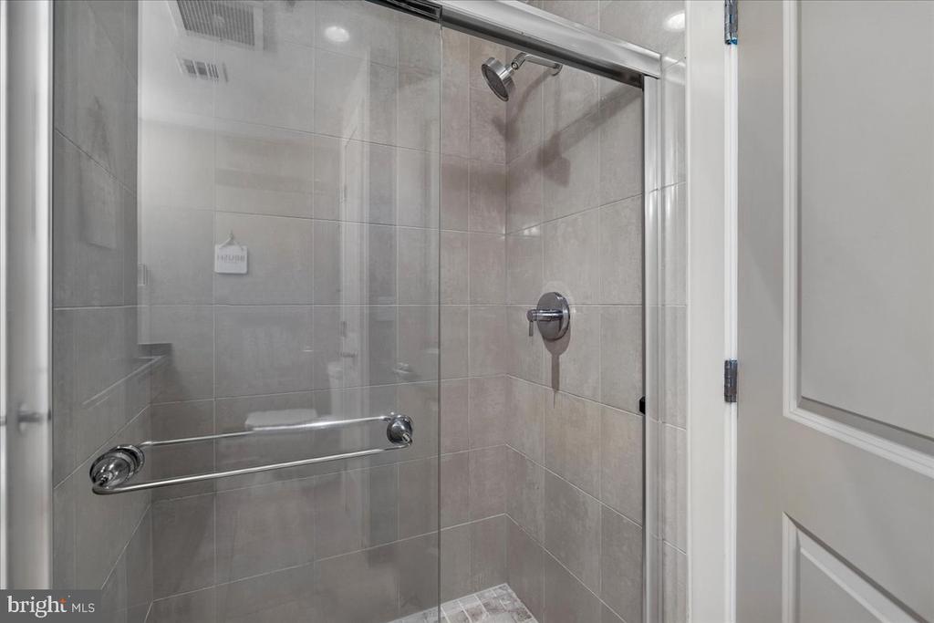 301 MASSACHUSETTS AVENUE NW Unit: 1104