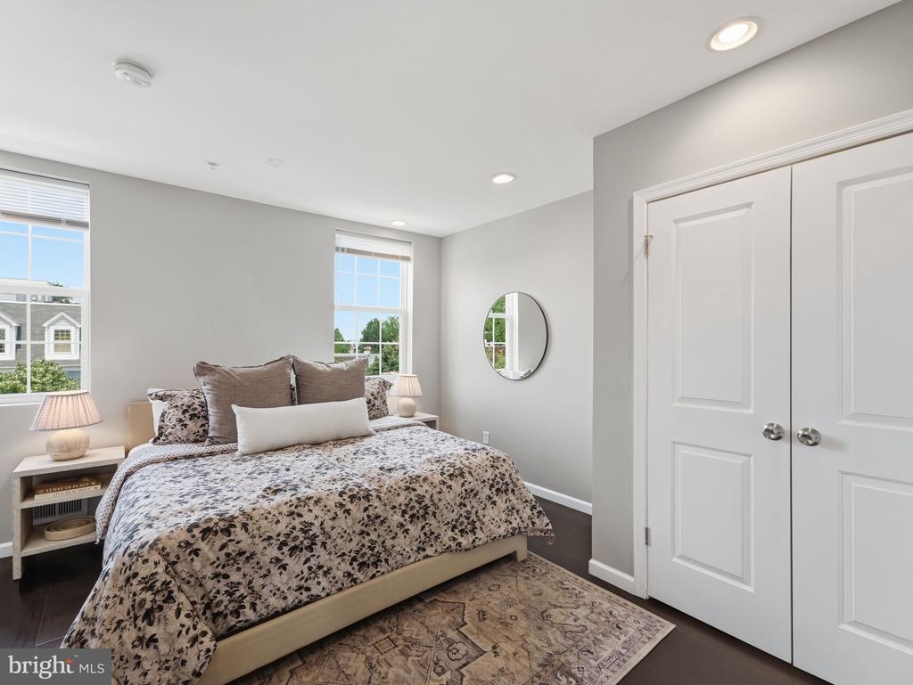 1705 D STREET SE Unit: 2