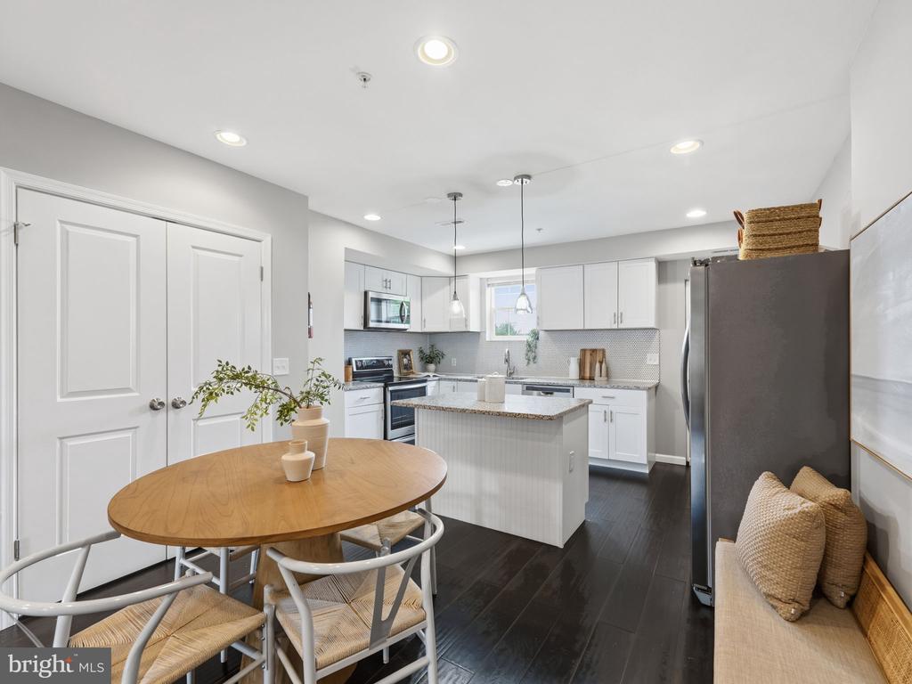 1705 D STREET SE Unit: 2
