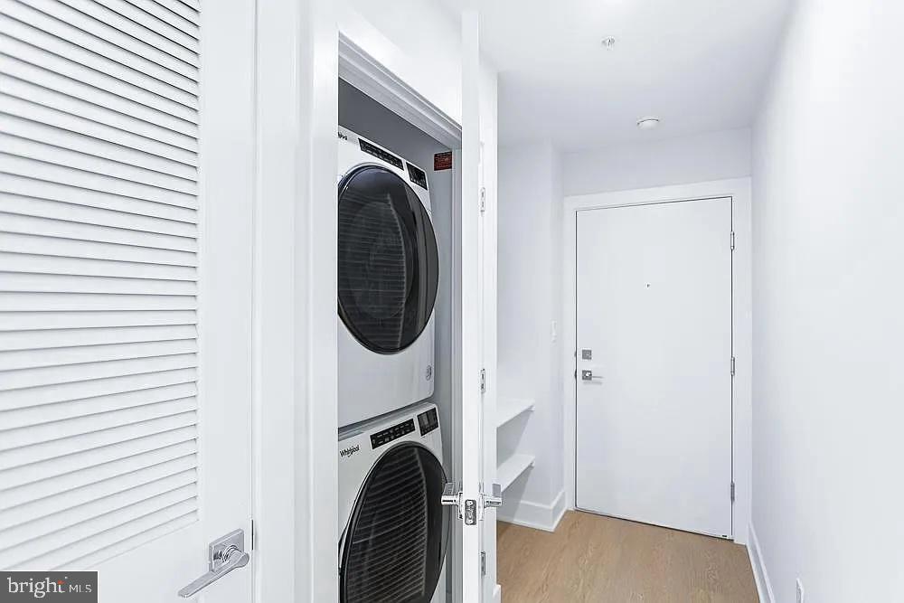 1109 FERN STREET NW Unit: 301