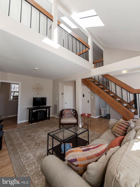 3824 PORTER STREET NW Unit: E395