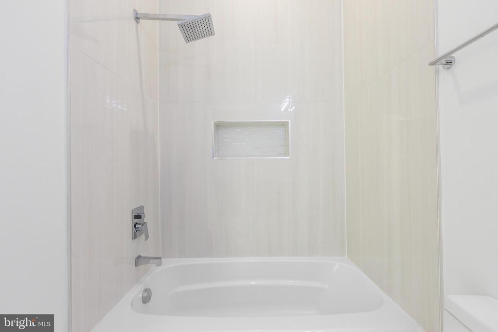 1202 LONGFELLOW STREET NW Unit: 03