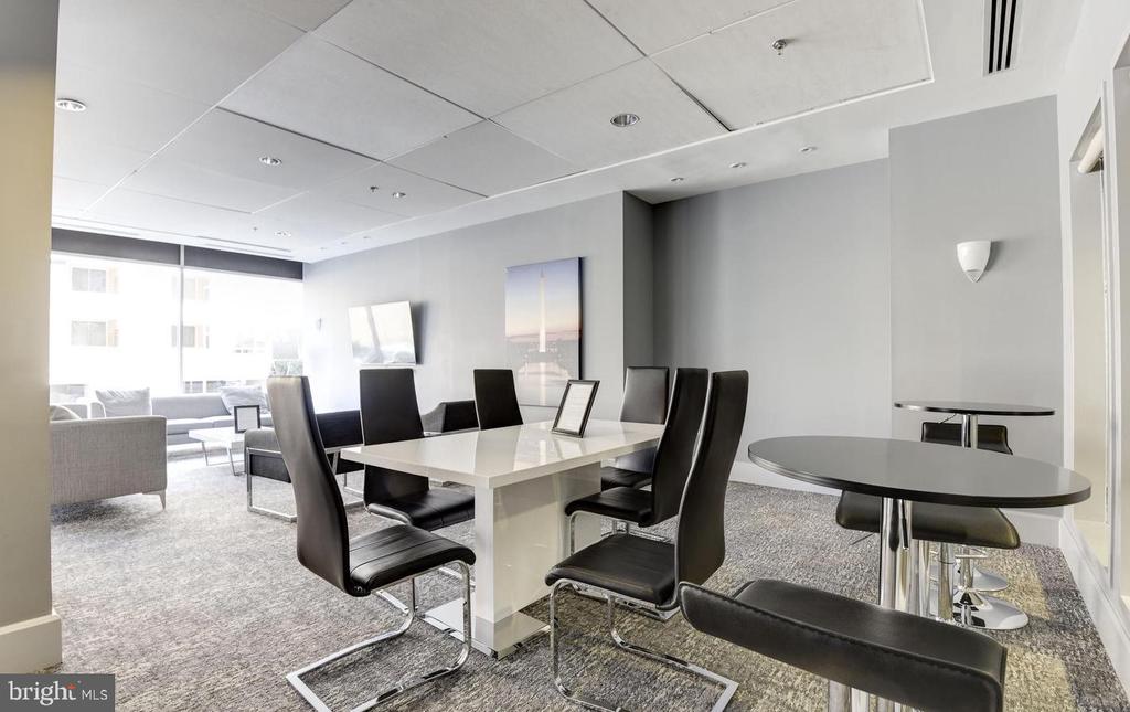 800 4TH STREET SW Unit: N118