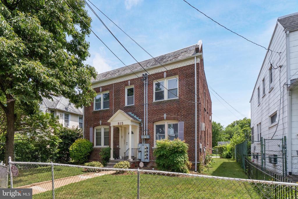 815 MALCOLM X AVENUE SE Unit: 2