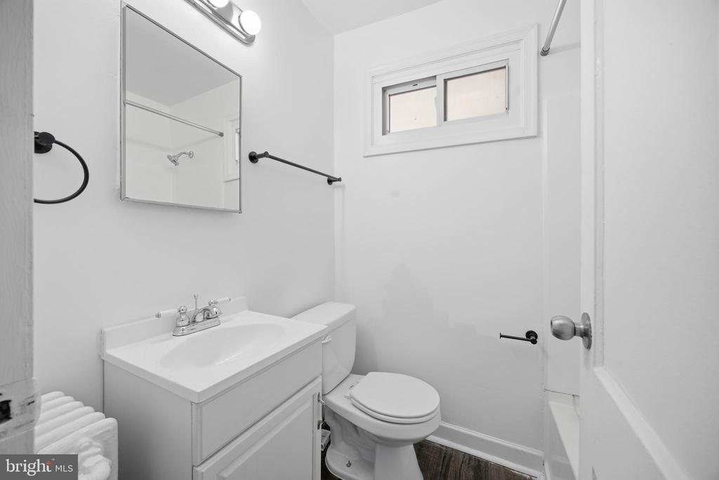 905 19TH STREET NE Unit: 3