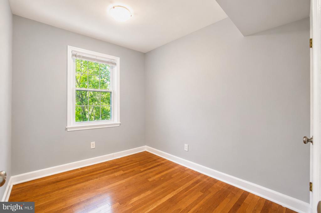 2102 SUITLAND TERRACE SE Unit: 302