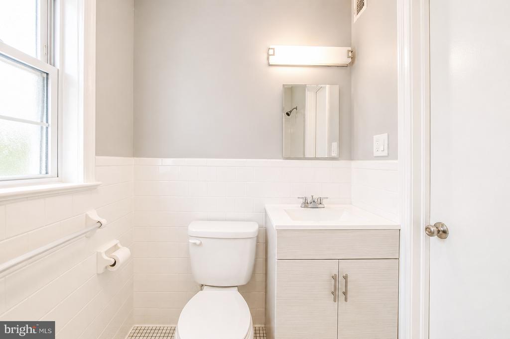 2102 SUITLAND TERRACE SE Unit: 302