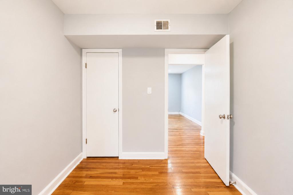2102 SUITLAND TERRACE SE Unit: 302