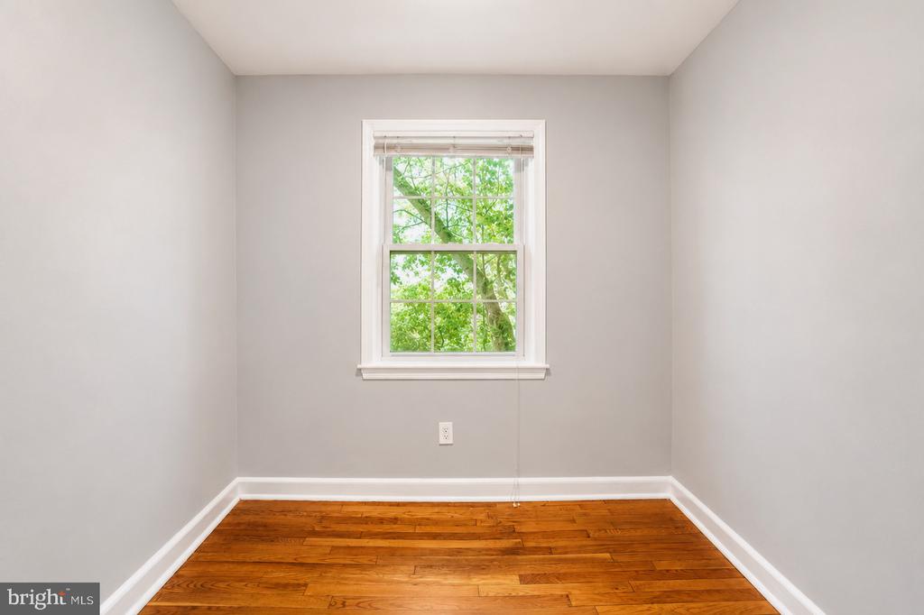 2102 SUITLAND TERRACE SE Unit: 302