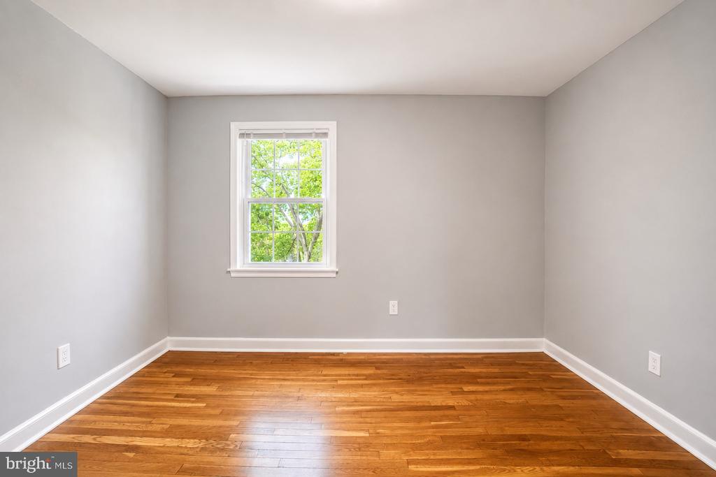 2102 SUITLAND TERRACE SE Unit: 302