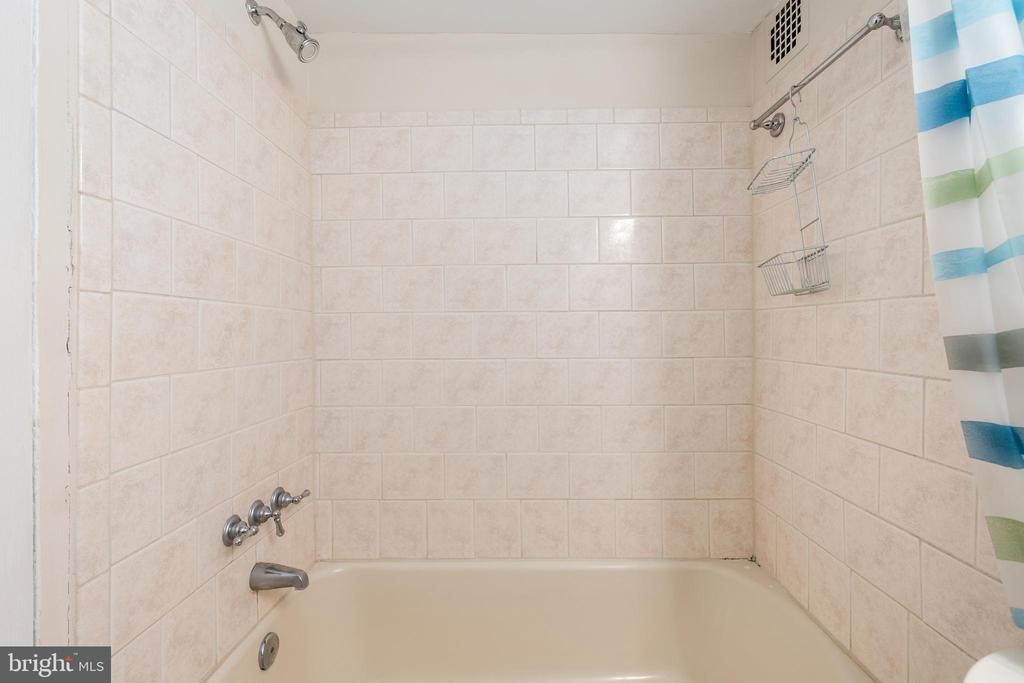 1801 CLYDESDALE PLACE NW Unit: 311