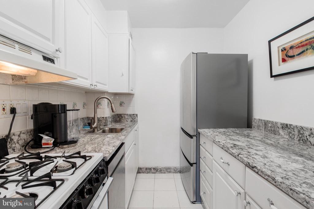 1801 CLYDESDALE PLACE NW Unit: 311