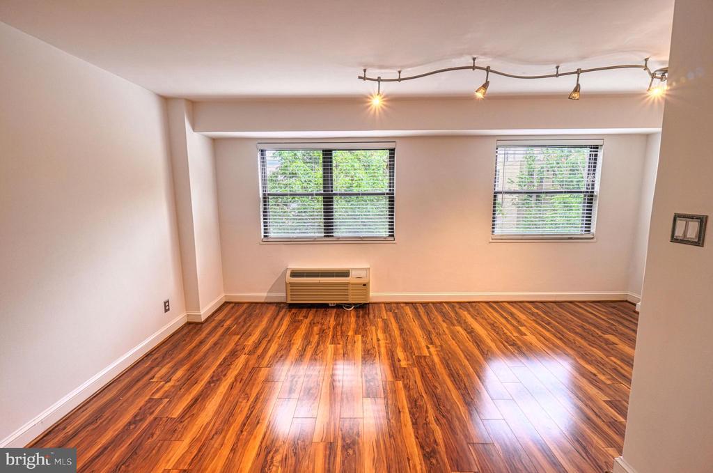 1801 CLYDESDALE PLACE NW Unit: 311