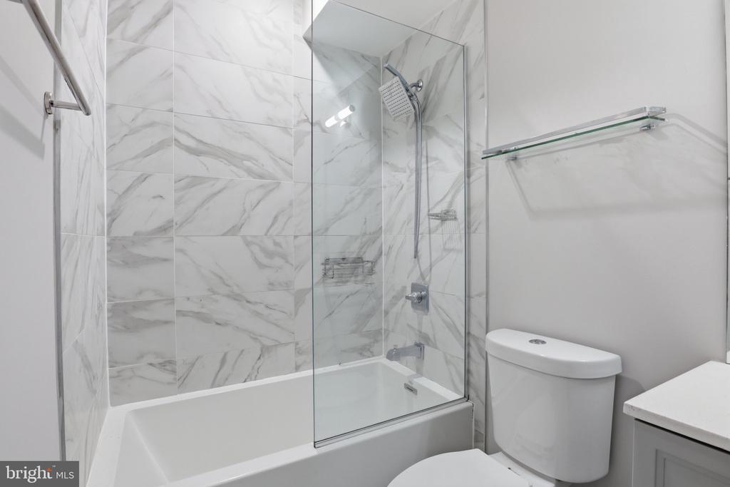 1040 BLADENSBURG ROAD NE Unit: 1A