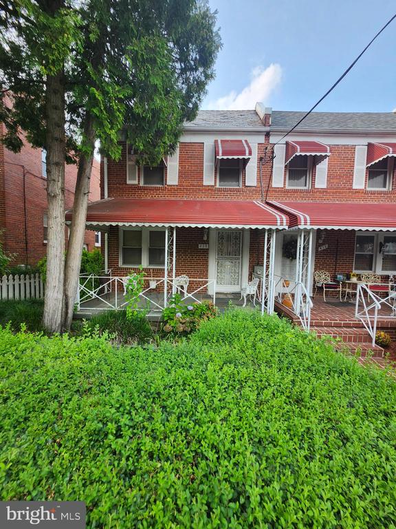 408 ONEIDA STREET NE