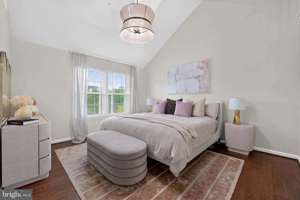 3707 COMMODORE JOSHUA BARNEY DRIVE NE