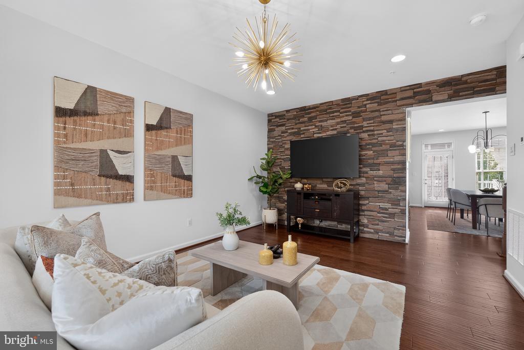 3707 COMMODORE JOSHUA BARNEY DRIVE NE