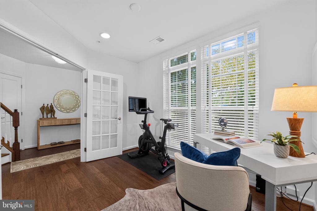3707 COMMODORE JOSHUA BARNEY DRIVE NE