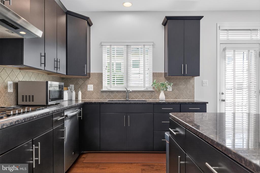 3707 COMMODORE JOSHUA BARNEY DRIVE NE