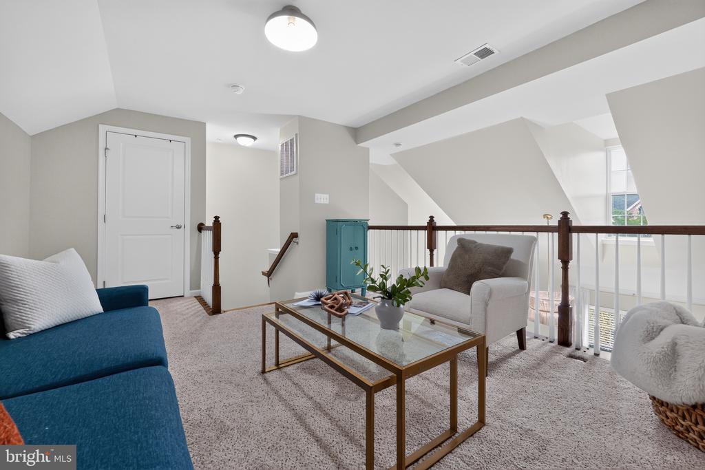 3707 COMMODORE JOSHUA BARNEY DRIVE NE