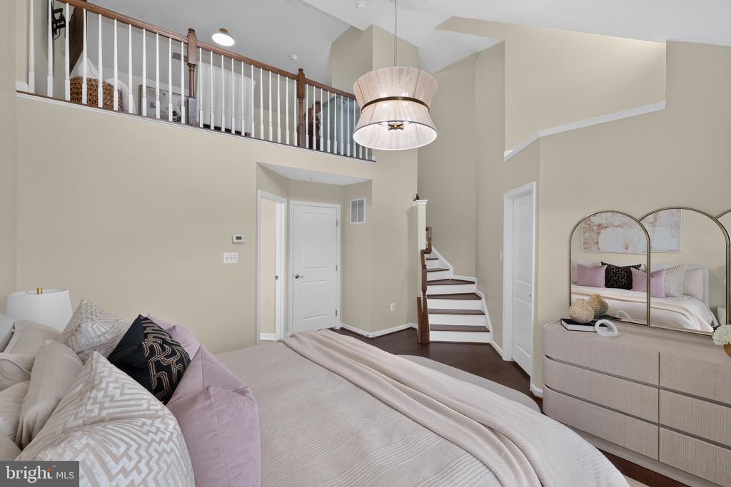 3707 COMMODORE JOSHUA BARNEY DRIVE NE