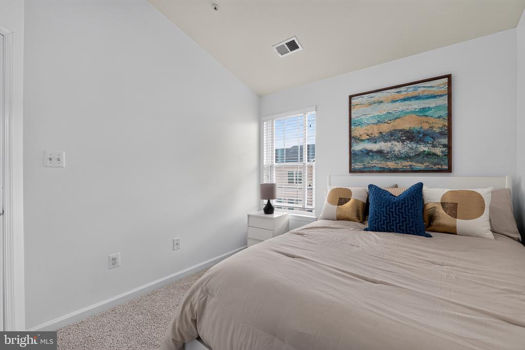 3707 COMMODORE JOSHUA BARNEY DRIVE NE
